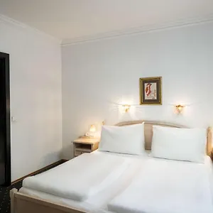 3* Hotell Arthotel Ana Gala
