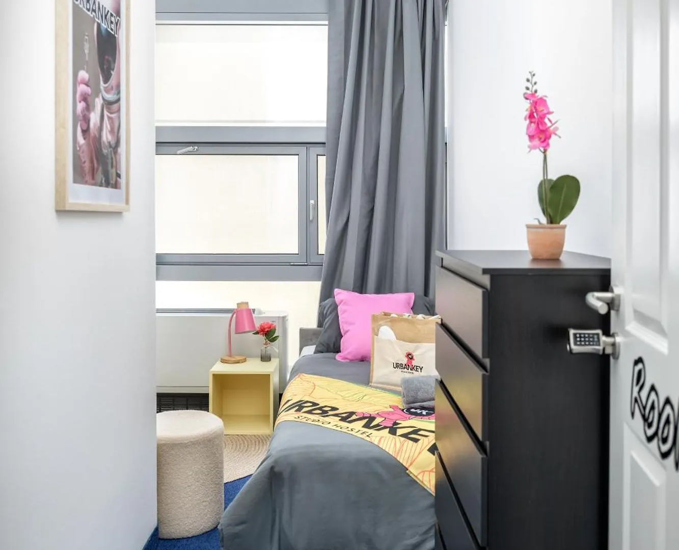 Urbankey Studio Hostel - Vienna Neubau 0*,  Austria